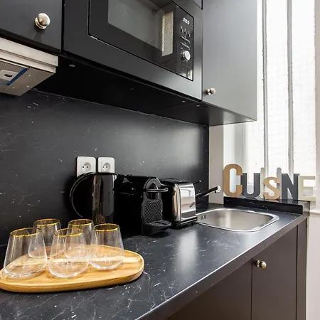 Luxury Flat - Eiffel Tower